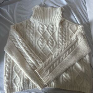 Abercrombie & Fitch Ivory Cable Knit Turtleneck Sweater